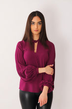 Load image into Gallery viewer, 24220 pleated sleeves top