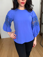 Load image into Gallery viewer, Blue Designed Sleeve Blouse