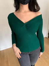 Load image into Gallery viewer, Emerald Green V Neck Knitted Top